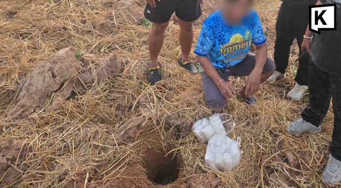 unearth buried meth Thai officers unearth buried meth, seize 80,800 pills