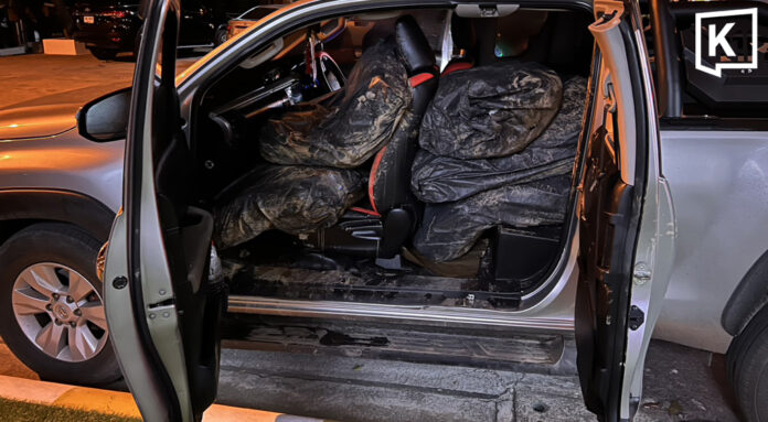 Driver escapes as police find 240kg of crystal meth Driver escapes as police find 240kg of crystal meth