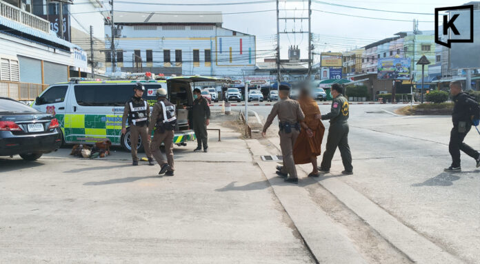 Psychiatric crisis monk alarms Phayao bus terminal Psychiatric crisis monk alarms Phayao bus terminal