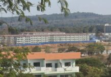Thai officers bring FBI to expose scammer hubs on Cambodia border
