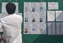 Chonburi poll staff at fault over missing voter signatures Chonburi poll staff at fault over missing voter signatures
