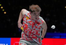 Thai badminton star Kunlavut Vitidsarn reclaims world No. 1 ranking