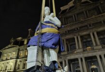 Trump places statue of Christopher Columbus near the White House