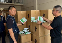 Thai Police Raid Warehouse, Seize 100,000 Fake Cosmetics Thai Police Raid Warehouse, Seize 100,000 Fake Cosmetics