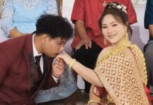 Bride leads procession, proposes to groom with 400,000 baht dowry in Saraburi