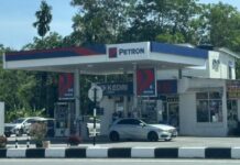 Malaysian petrol stations limit fuel for Thai vehicles to 35 ringgit