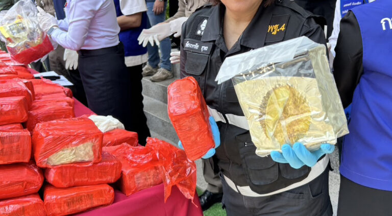 100 million baht in crystal meth seized on Mekong border aa
