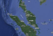 Indonesian minister considers charging ships passing through Malacca Strait