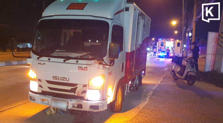 Motorbike crosses median crashes into truck one dead 2