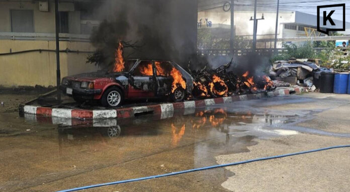 Motorbike fire spreads to car in Bangkok, quickly contained