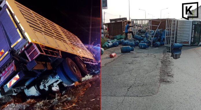 Two gas truck crashes snarl traffic in Korat morning Two gas truck crashes snarl traffic in Korat morning