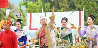 Sacred oxen forecast strong trade and food supplies in Royal Ploughing Ceremony