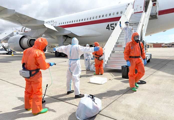 Last6passengersleaveHantavirus hitship 05