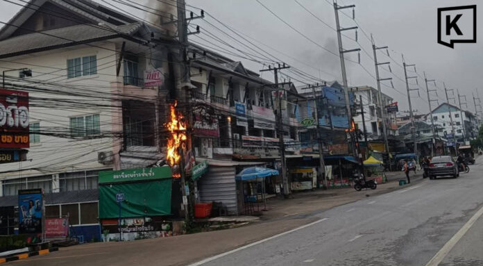 Power lines blaze outside 7-Eleven near Phayao Uni