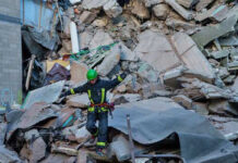 Russia Strikes Ukraine for Third Day, 9 Dead Russia Strikes Ukraine for Third Day, 9 Dead