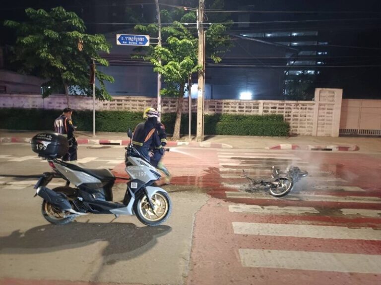 dogmotorcyfire165692