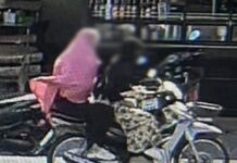 Gunmen in hijabs kill teacher holding infant in Pattani