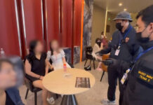 Immigration Police Raid Chinese Spa in Rayong Over Prostitution Services Immigration Police Raid Chinese Spa in Rayong Over Prostitution Services