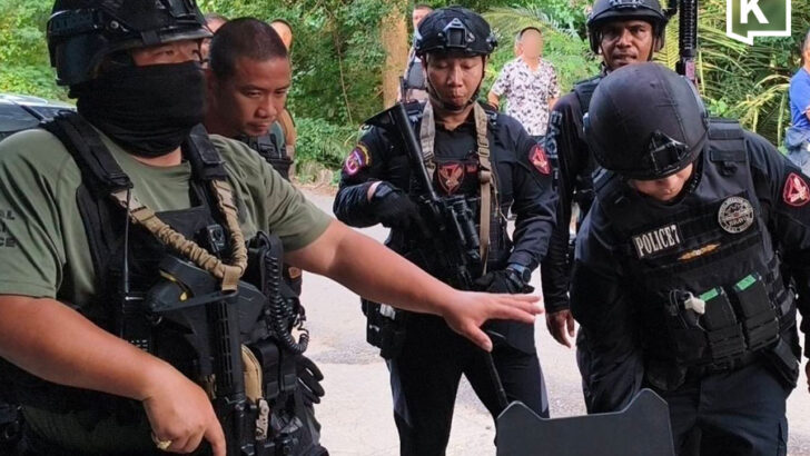 Ratchaburi drug suspect dies after opening fire on police team.