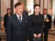 King and Queen to pay state visit to France at Macron’s invitation PAAAAA1BMVEWurq51dlI4AAAAAXRSTlMmkutdmwAAAA5JREFUKM9jGAWjYJABAAKUAAHoEAeuAAAAAElFTkSuQmCC