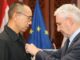 Thai filmmaker Apichatpong named Knight of France’s Legion of Honour PAAAAA1BMVEWurq51dlI4AAAAAXRSTlMmkutdmwAAAA5JREFUKM9jGAWjYJABAAKUAAHoEAeuAAAAAElFTkSuQmCC