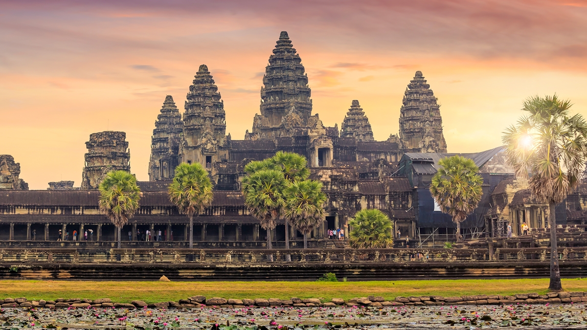 Cambodia’s five-month international visitor count plunges almost 48% to 1.54 milllion