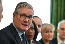 Starmer says Britain will ban under-16s from using a range of social media apps