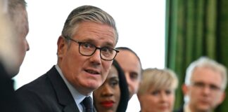 Starmer says Britain will ban under-16s from using a range of social media apps