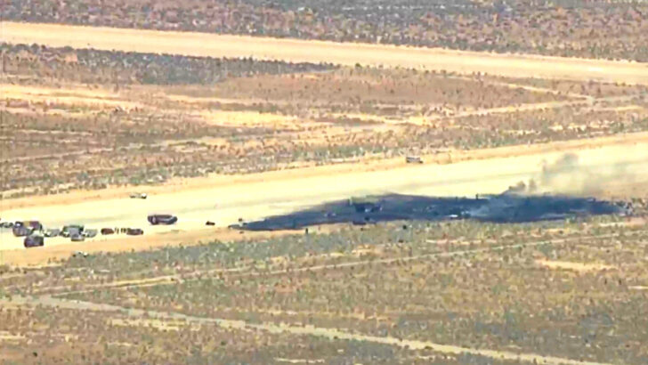 8 people died in B-52 bomber crash at US Air Force base in Southern California, officials say