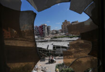 Israeli military strikes in southern Lebanon in intense fighting as US-Iran talks postponed Israeli military strikes in southern Lebanon in intense fighting as US-Iran talks postponed