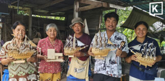 Thai Craftsman Turns Scrap Wood Into Profitable Model Ships Thai Craftsman Turns Scrap Wood Into Profitable Model Ships