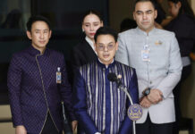Thai minister admits knowing winner of 1.62 billion baht AI contract Thai minister admits knowing winner of 1.62 billion baht AI contract
