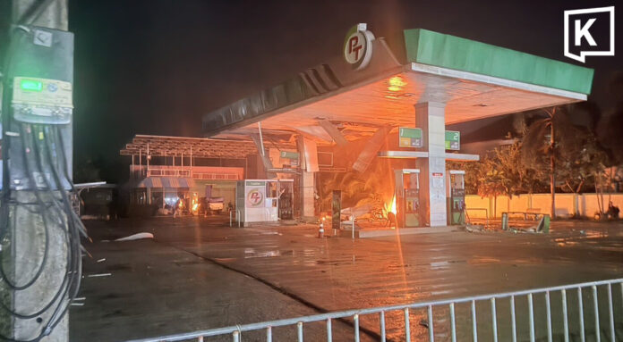 Three PT petrol stations hit in one night in Thai south