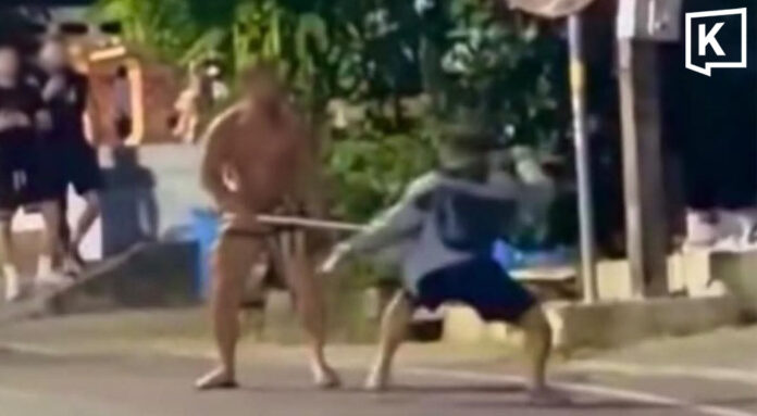 Foreign tourist wields metal pipe, ends up bloodied by Thai Krabi-Krabong skills
