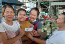 Pregnant Lahu vegetable vendor wins 6m baht lottery after dreaming of elderly stranger