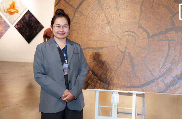 From criticism to canvas: Thai artist paints 1,000 works to clear student debt From criticism to canvas: Thai artist paints 1,000 works to clear student debt