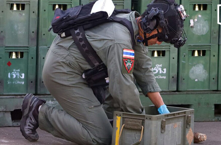 Two mortar rounds found among scrap metal in Ayutthaya Two mortar rounds found among scrap metal in Ayutthaya
