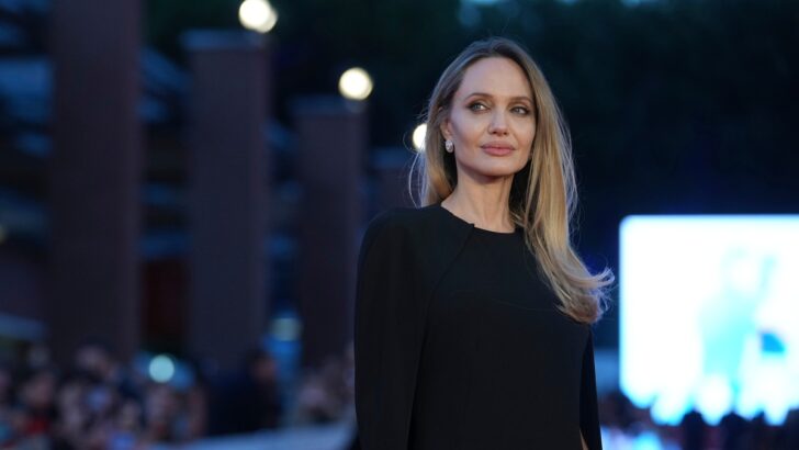 Angelina Jolie says 30,000 remain displaced after Cambodia border conflict