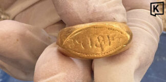 Ancient inscribed gold ring found at Phetchaburi site Ancient inscribed gold ring found at Phetchaburi site