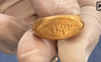 Ancient inscribed gold ring found at Phetchaburi site Ancient inscribed gold ring found at Phetchaburi site