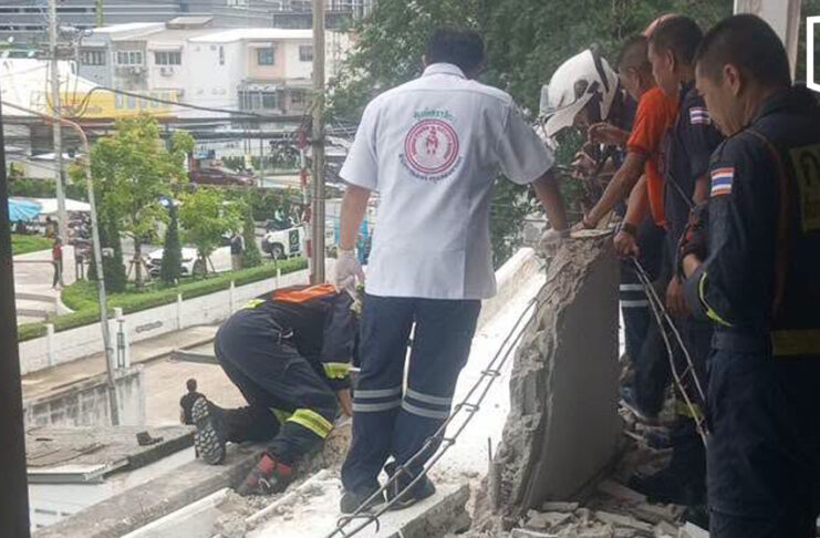 Concrete slab collapse kills one, injures one in Bang Na Concrete slab collapse kills one, injures one in Bang Na
