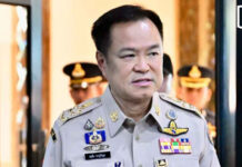 Anutin says “noted” after call to sue iLaw director
