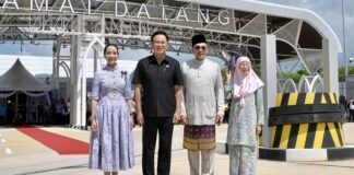 Anutin, Anwar inaugurate new Thailand-Malaysia border link