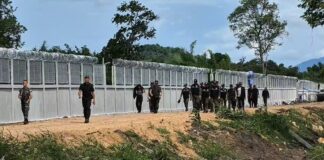Thai military hosts ASEAN observers at border fence project