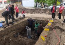 Ayutthaya-era city wall discovered in Korat after 20 years