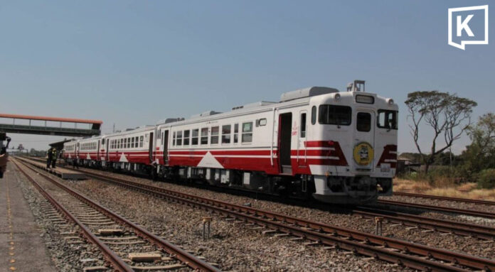 rail_headline_0 SRT launches Bangkok-Ayutthaya commuter rail service