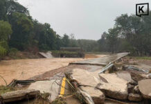 Heavy rain floods Nan, damages weir and collapses bridge on key route