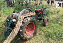 Farmer killed after tractor overturns into Ayutthaya canal