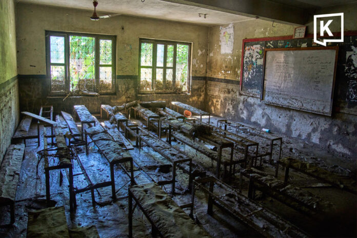 nepal-flood-school