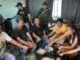 Sa Kaeo police bust Thai-Cambodian drug party PAAAAA1BMVEWurq51dlI4AAAAAXRSTlMmkutdmwAAAA5JREFUKM9jGAWjYJABAAKUAAHoEAeuAAAAAElFTkSuQmCC